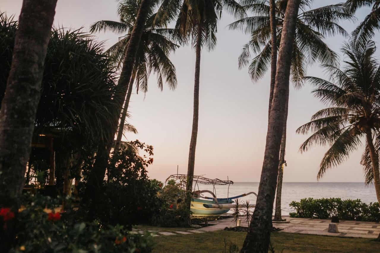ALOKA BAHARI Villas Tejakula Esterno foto
