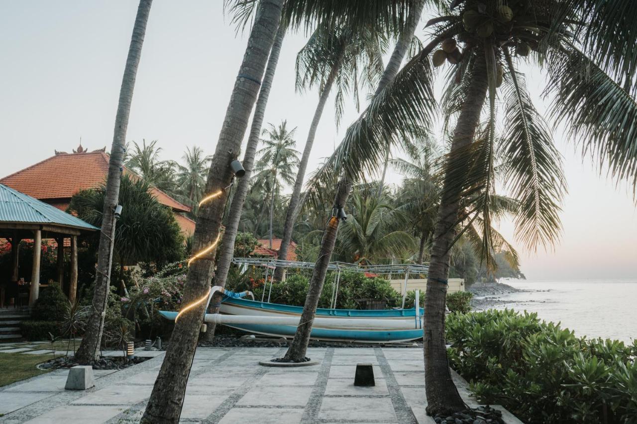 ALOKA BAHARI Villas Tejakula Esterno foto